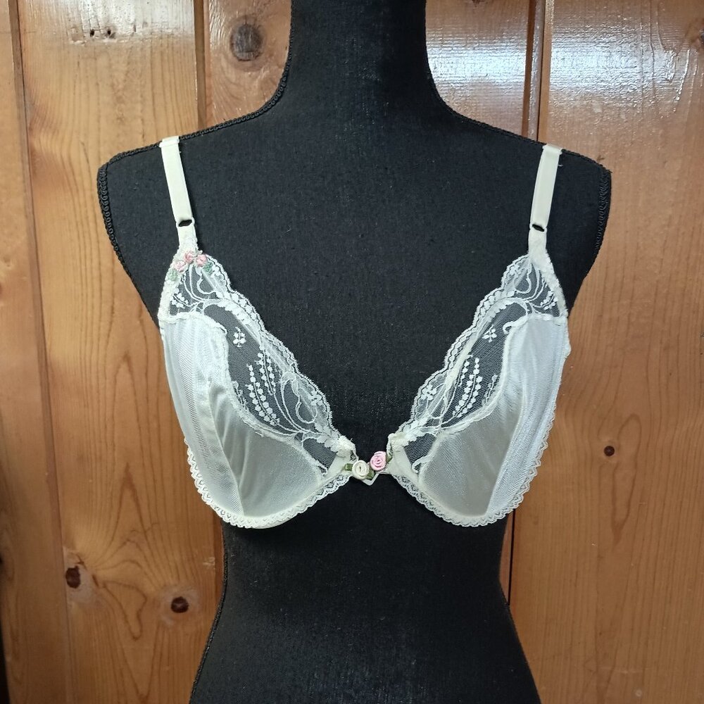 Vintage Bra Lily of France 34C Front Closure Cream/Ivory 80s/90s EUC